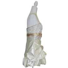Load image into Gallery viewer, Jessica McClintock Gunne Sax Strapless White Mini Formal
